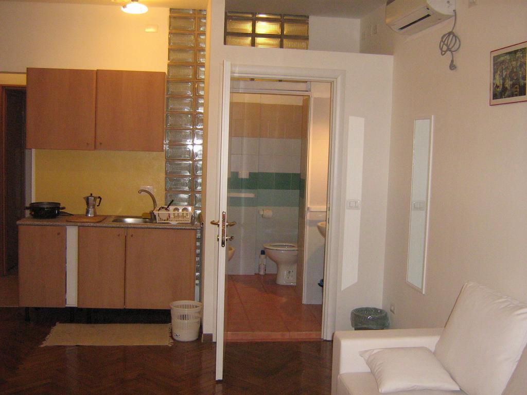 Апартаменты Flat In Milan 1 Номер фото